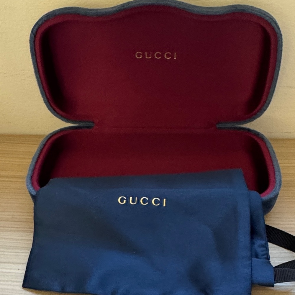 Gucci Oversized Square Gold Metal Sunglasses Excellent condition - Picture 7 of 8